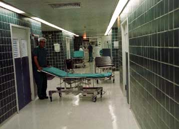 Eρίζουν για τις στάσεις εργασίας διοίκηση και εργαζόμενοι του «Αγίου Σάββα»