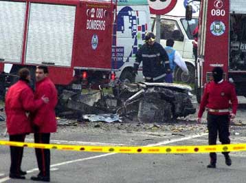 Νεκρός ένας Βάσκος αστυνομικός από έκρηξη παγιδευμένου αυτοκινήτου