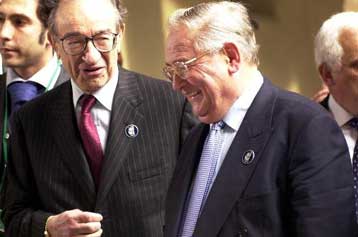 Διατηρούνται στο 5,75%, αποφάσισε η Τράπεζα της Αγγλίας