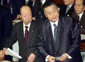 Κοντά στην κατάρρευση τα δημόσια οικονομικά, δηλώνει ο υπουργός Οικονομικών