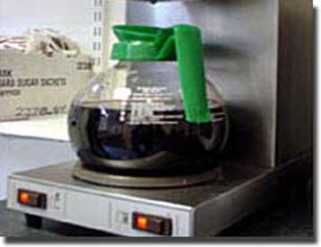 Φτιάχνει και καφέ… Ο πρώτος και μοναδικός διαδικτυακός γαλλικός καφές στον κόσμο