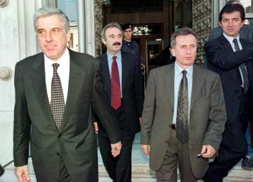 Πακέτο μέτρων στα όρια του προϋπολογισμού κοστολογεί η κυβέρνηση