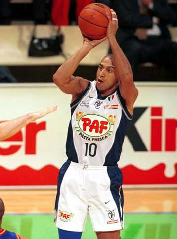 Διέλυσε τη Ρεάλ 88-70 και προκρίθηκε στους «4» της Euroleague