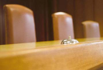 Πρέπει να καταβάλλεται και στους δύο συζύγους, απεφάνθη το Ειδικό Δικαστήριο