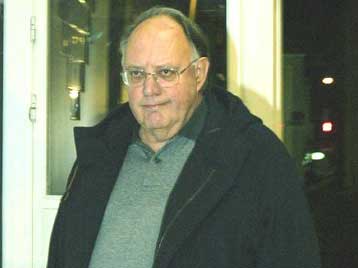 Επίθεση σε όσους καλλιεργούν την εσωστρέφεια στο ΠΑΣΟΚ