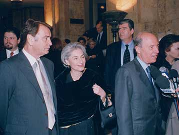 Παρουσία του πρωθυπουργού η επίσημη πρεμιέρα στο Εθνικό