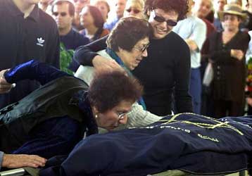 Ανέλαβε την ευθύνη και προειδοποίησε για νέα χτυπήματα