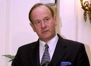 Στο επίκεντρο οι έρευνες για τη δολοφονία Σόντερς και η ασφάλεια των Ολυμπιακών Αγώνων