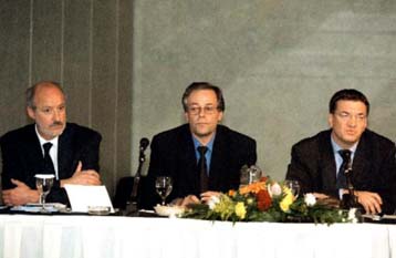 Νέα προγράμματα και όνομα για την εξαετία 2000 – 2006