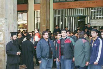 Επιστολές σε Εκκλησία και ΤΕΕ απέστειλε ο υπουργός