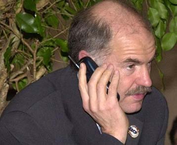 Διπλωματική πρωτοβουλία της Ελλάδας – Στα Σκόπια θα μεταβεί ο Γ.Παπανδρέου