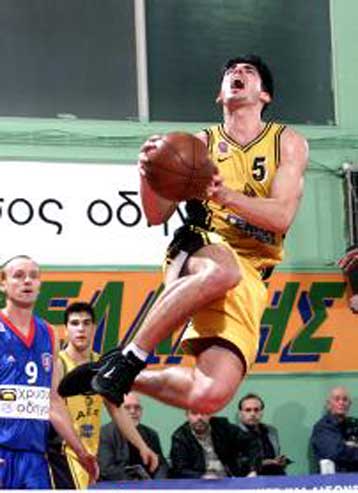 Ήμαστε καλύτεροι – Σούμποτιτς: Κάναμε πολλά λάθη σε εντός έδρας παιχνίδι