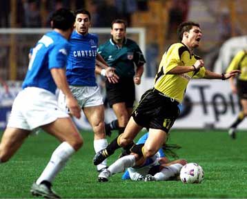 Ο Αρης νικητής στο ντέρμπι, 2-1 τον Ηρακλή