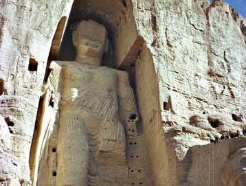 «Δεν μας πήρε πολύ χρόνο» η κατεδάφιση των μνημείων, δηλώνουν