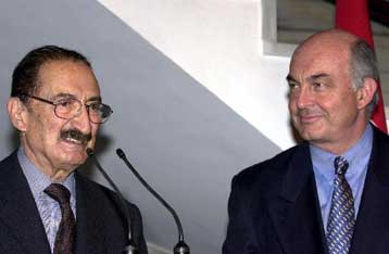 Ο Κεμάλ Ντερβίς επικεφαλής του υπουργείου Οικονομικών