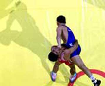 Η εθνική εφήβων με τον «Κεραυνό» στο πλευρό του άτυχου παλαιστή