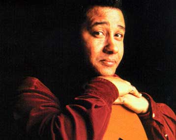 Το Half Note Jazz Club φιλοξενεί τον τραγοδοποιό από το Πράσινο Ακρωτήρι