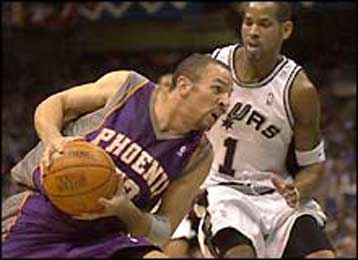 Νίκες για Σπερς, Μπλέιζερς, Νικς και Σόνικς