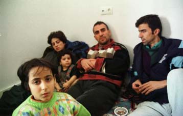 94 λαθρομετανάστες και κλοπιμαία τα ευρήματα