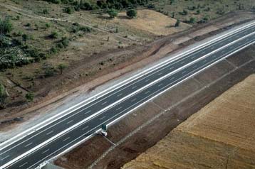 Αλλα 20 χιλιόμετρα δόθηκαν την Πέμπτη στην κυκλοφορία
