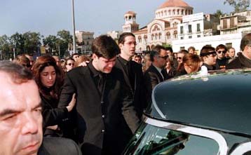 Ορίστηκε διαχειριστής σε τρεις εταιρείες του έπειτα από αίτηση της οικογένειας