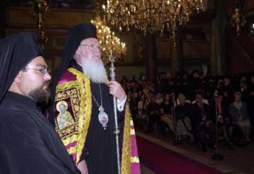 Αποχώρησαν οι μισοί από τους δώδεκα μητροπολίτες