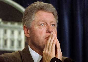 Πρέπει να ενημερώνετε το κοινό, τονίζει ο τέως πλανητάρχης