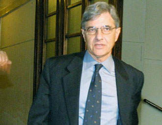 Πεδίο μάχης το ασφαλιστικό: Αντιδρά η ΓΣΕΕ στα μέτρα που προτείνει ο βρετανικός οίκος