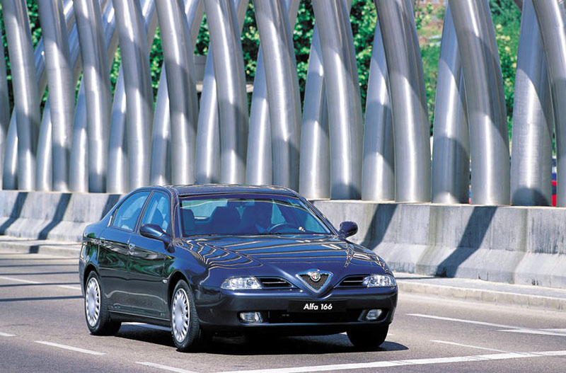 Τετρακίνητη έκδοση για την επόμενη Alfa Romeo 166