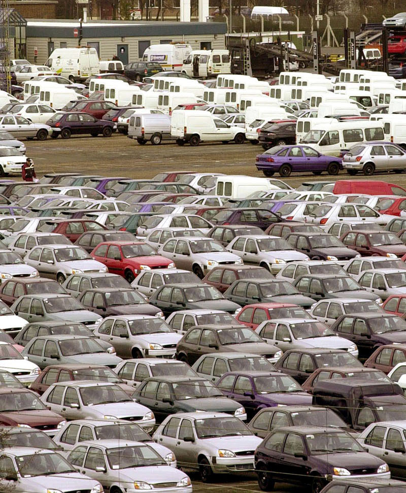 H Ford απολύει 381 εργαζόμενους από βιομηχανικές μονάδες της Τουρκίας