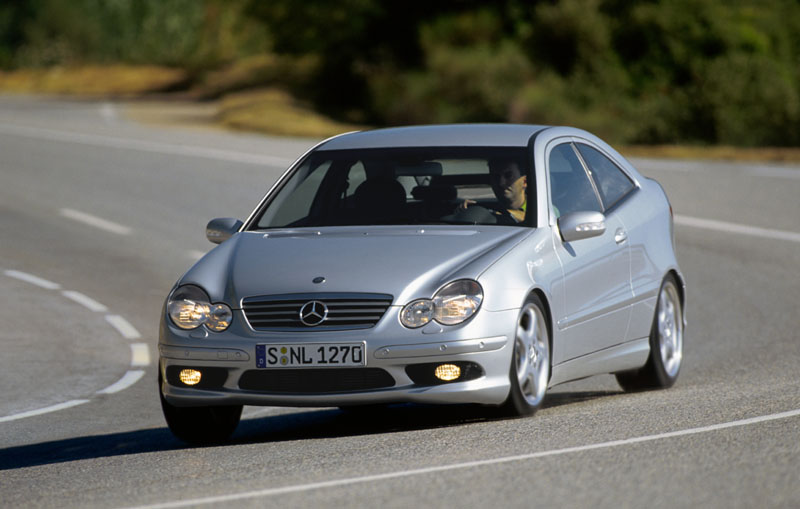 Σε τρεις εκδόσεις η Mercedes-Benz C-Class Sports Coupe στην Ελλάδα