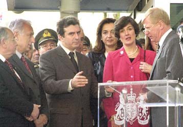 Λιγότερο επικριτική φέτος η Ουάσινγκτον για την τρομοκρατία στην Ελλάδα