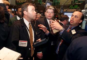 Θετικό πρόσημο για Nasdaq, αρνητικό για Dow Jones στο κλείσιμο της Δευτέρας