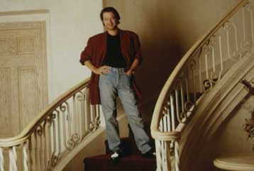 Μάχη με τον καρκίνο δίνει ο Έντι Βαν Αλεν