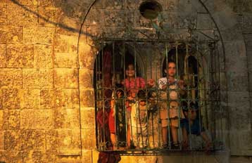 Στις ΗΠΑ ο Πέρες, ενόσω συνεχίζεται ο «αγώνας» για εκεχειρία στη Μ.Ανατολή