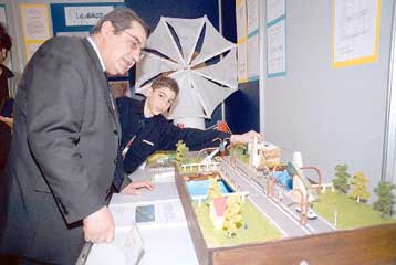 Την 7η Έκθεση Μαθητικών Κατασκευών εγκαινίασε ο Γ.Πασχαλίδης