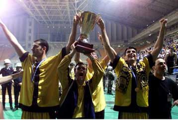 Η ΑΕΚ Κυπελλούχος Ελλάδας νίκησε με 66-64 τον Παναθηναϊκό