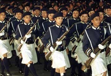 Σε συναγερμό ο στρατός των Φιλιππίνων υπό το φόβο τυχόν πραξικοπήματος