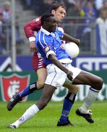 Η Ουντερχάχιγκ 3-2 το Μόναχο 1860, ελπίζει στην παραμονή – Το Αμβούργο 2-1 τη Χάνσα