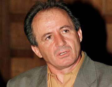 Εγγυήσεις από τον πρωθυπουργό ζητά η ΓΣΕΕ για να ξεκινήσει διάλογος