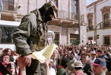 Θα αντιδράσουν οι Ζαπατίστας; Εγκρίθηκε μεν, με τροποποιήσεις δε, ο νόμος για τα δικαιώματα των Ινδι