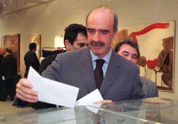 Ο Β.Μεϊμαράκης εξελέγη στο νέο αξίωμα του κόμματος έναντι του Π.Τατούλη