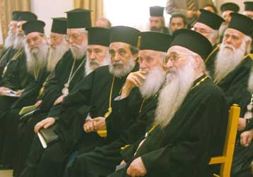 Συνεδριάζει η Διαρκής Ιερά Σύνοδος για την επίσκεψη του ποντίφικα