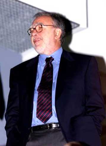 Ο Σ.Κόκκαλης παρών στην προπόνηση – Ζήτησε το Κύπελλο μπάσκετ από τον Ολυμπιακό