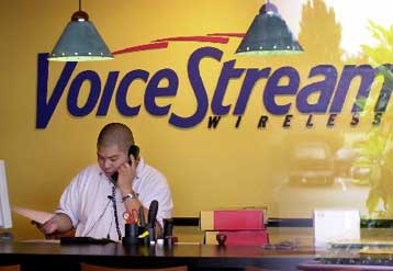 Η FCC ενέκρινε τo «γάμο» Voicestream – Deutsche Telekom