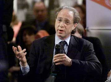 Τιμητική διάκριση 500.000 δολαρίων για τον εφευρέτη Ρέιμοντ Κούρζγουεϊλ