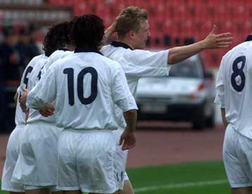 Ήττα – αποκλεισμός της Γιουγκοσλαβίας, ισοπαλία για τη Λετονία