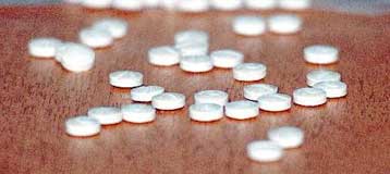 Αθώα ή ένοχα; Καθηγητής από την Κολονία «κατηγορεί» τα συμπληρώματα διατροφής