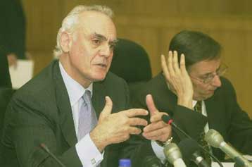 Διαφωνία για τον προϋπολογισμό του Επιτελείου του ΥΠΕΘΑ