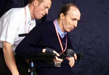 Νευρικά κύτταρα χοίρων εμφυτεύονται στη σπονδυλική στήλη τεραπληγικού